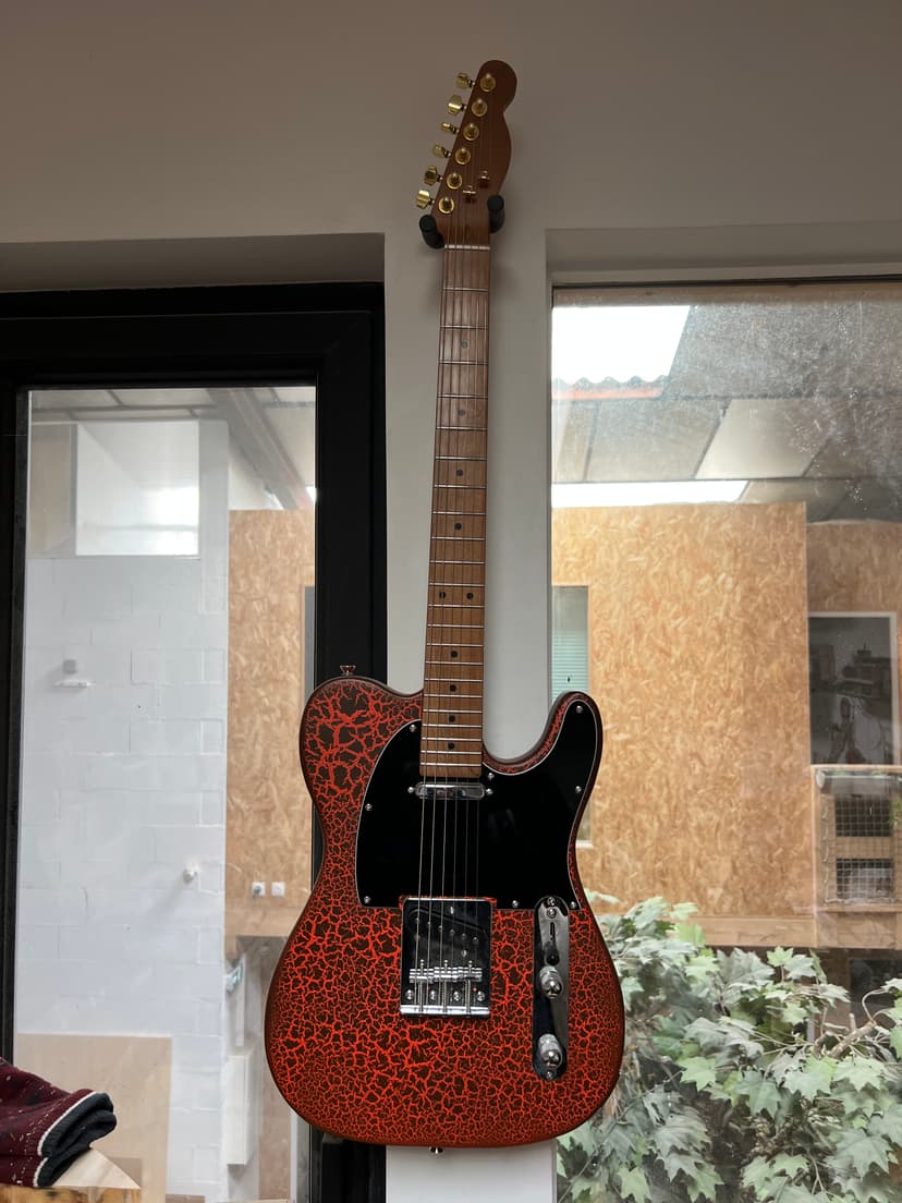 Kit telecaster customisé "Magma-caster" 380€